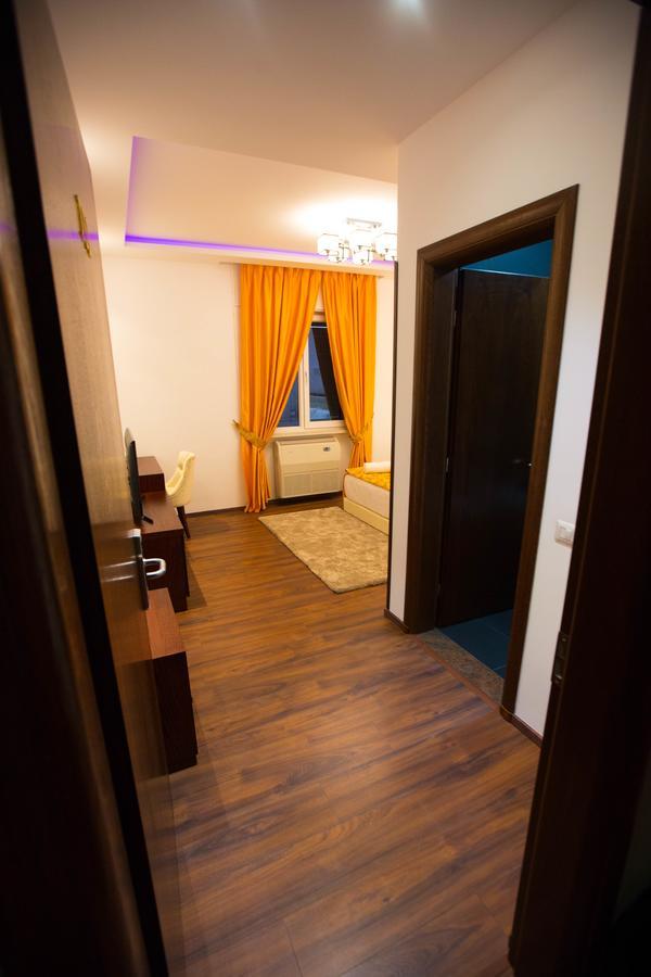 Hotel Palma Rinas Bagian luar foto
