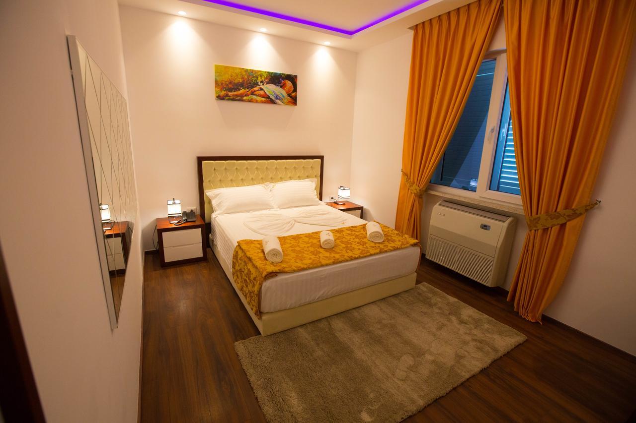 Hotel Palma Rinas Bagian luar foto