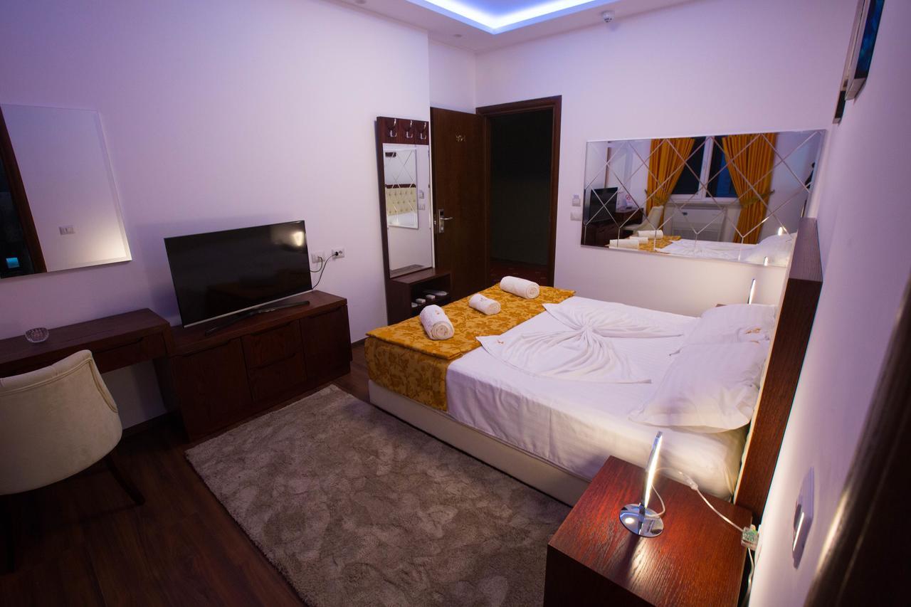Hotel Palma Rinas Bagian luar foto
